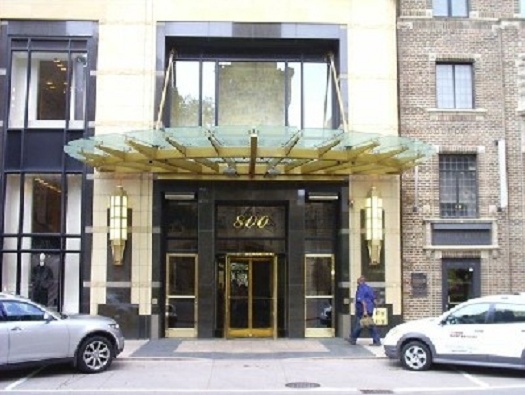 800 N. Michigan Avenue Street Entrance